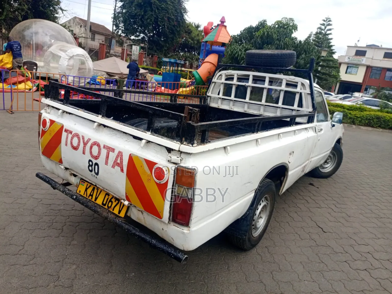Toyota Hilux 1979 White