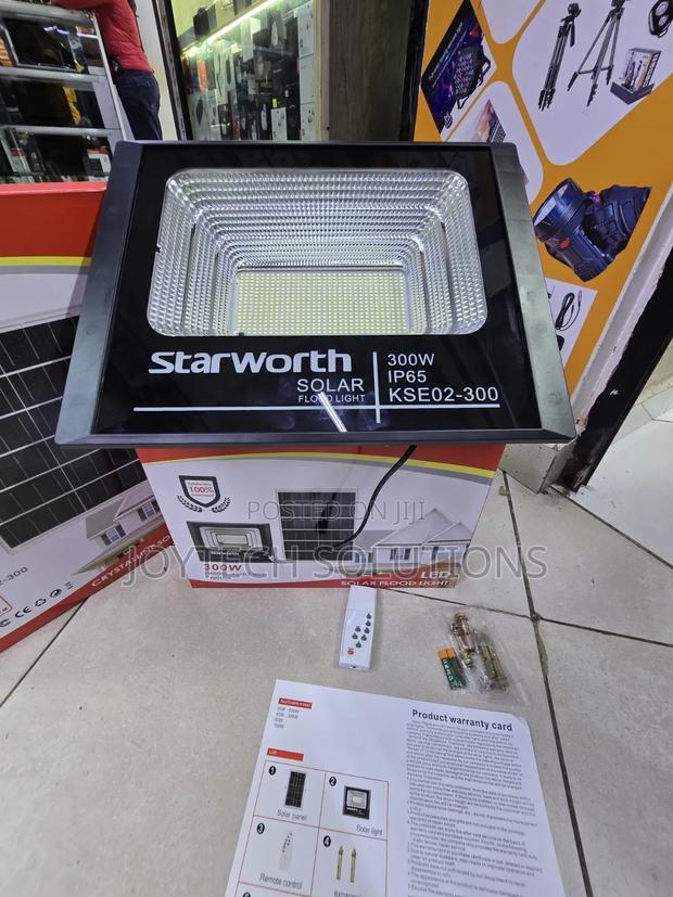 Bright 300w Solar Led Flood Light With Solar Panel Included |