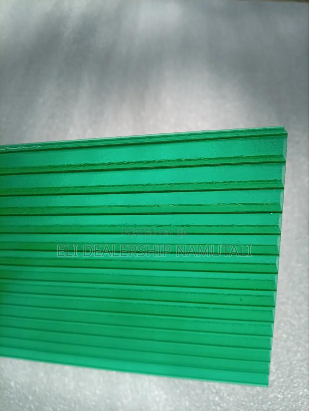 Uv-Protected Green Hollow Polycarbonate Sheet for Greenhouses Roofing