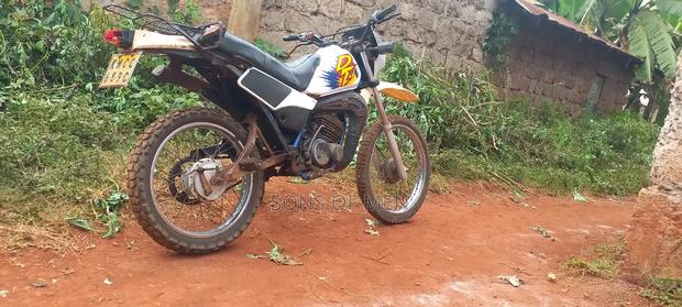 Yamaha DT125 2009 White - thumbnail 2