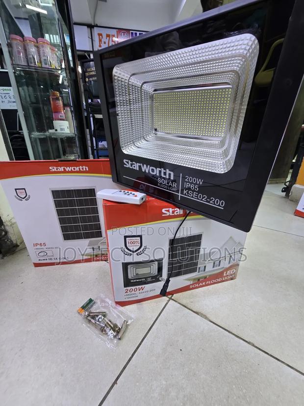 200w Starworth Solar Flood Light With Solar Panel Remote | Ip65 Wp - thumbnail 3