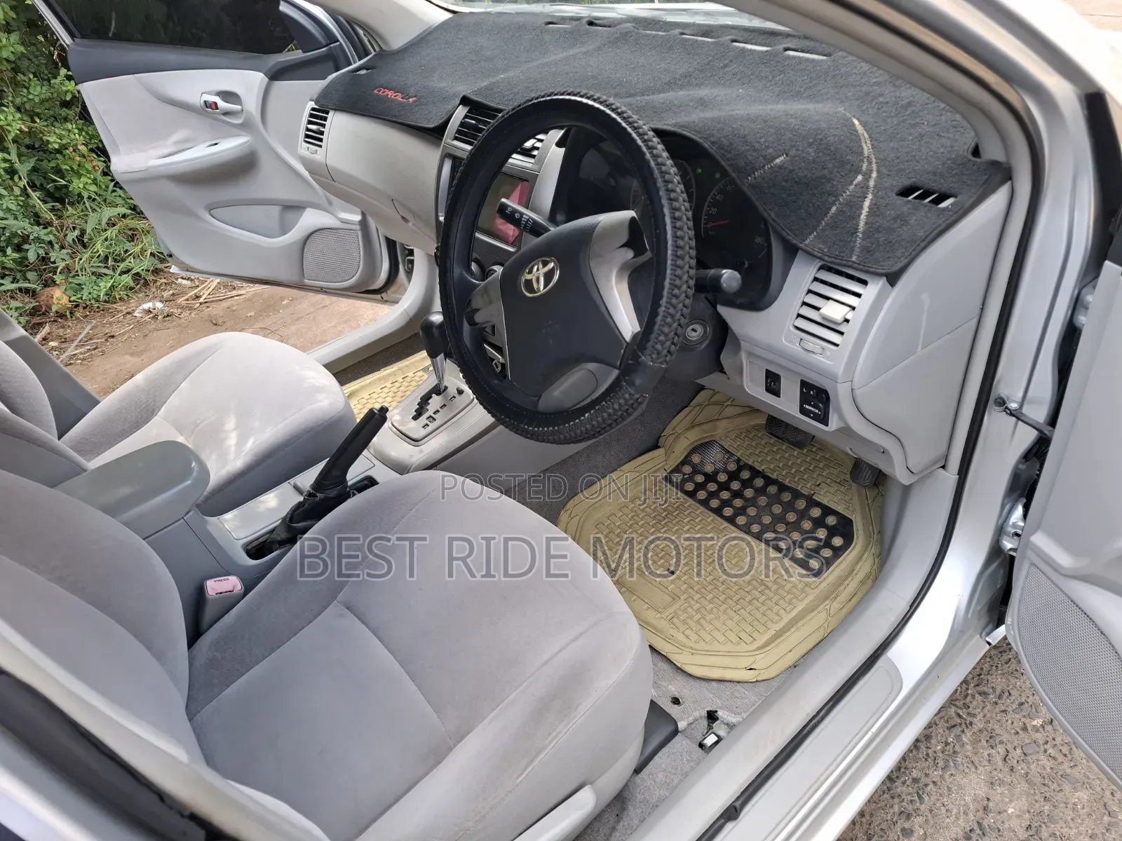 Toyota Axio 2011 Silver