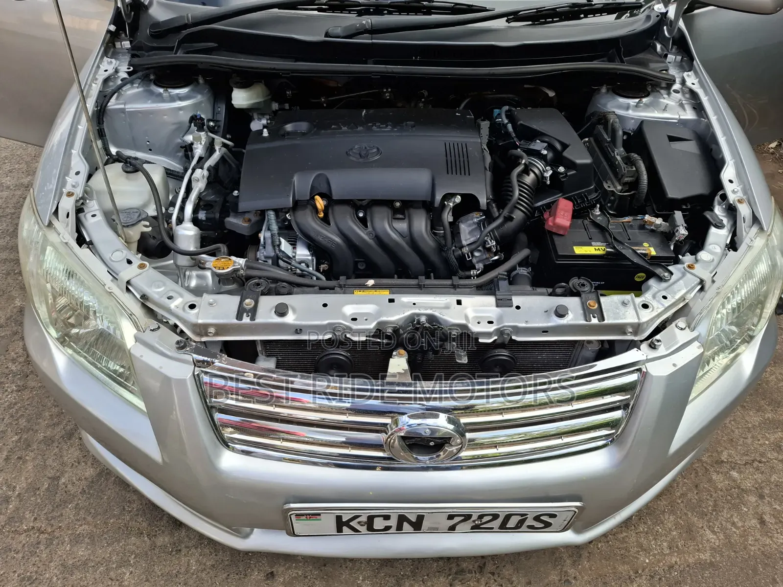 Toyota Axio 2011 Silver