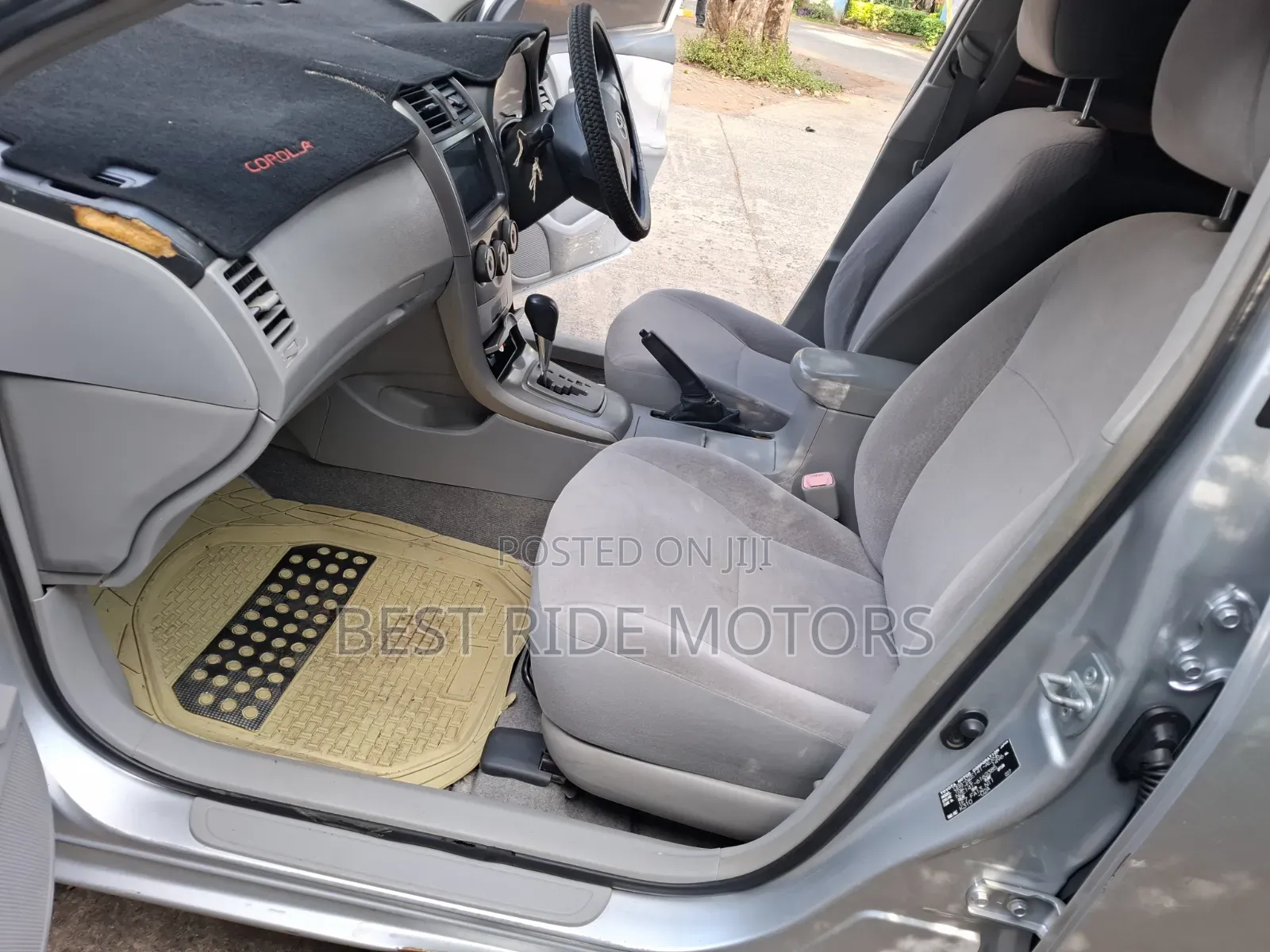 Toyota Axio 2011 Silver
