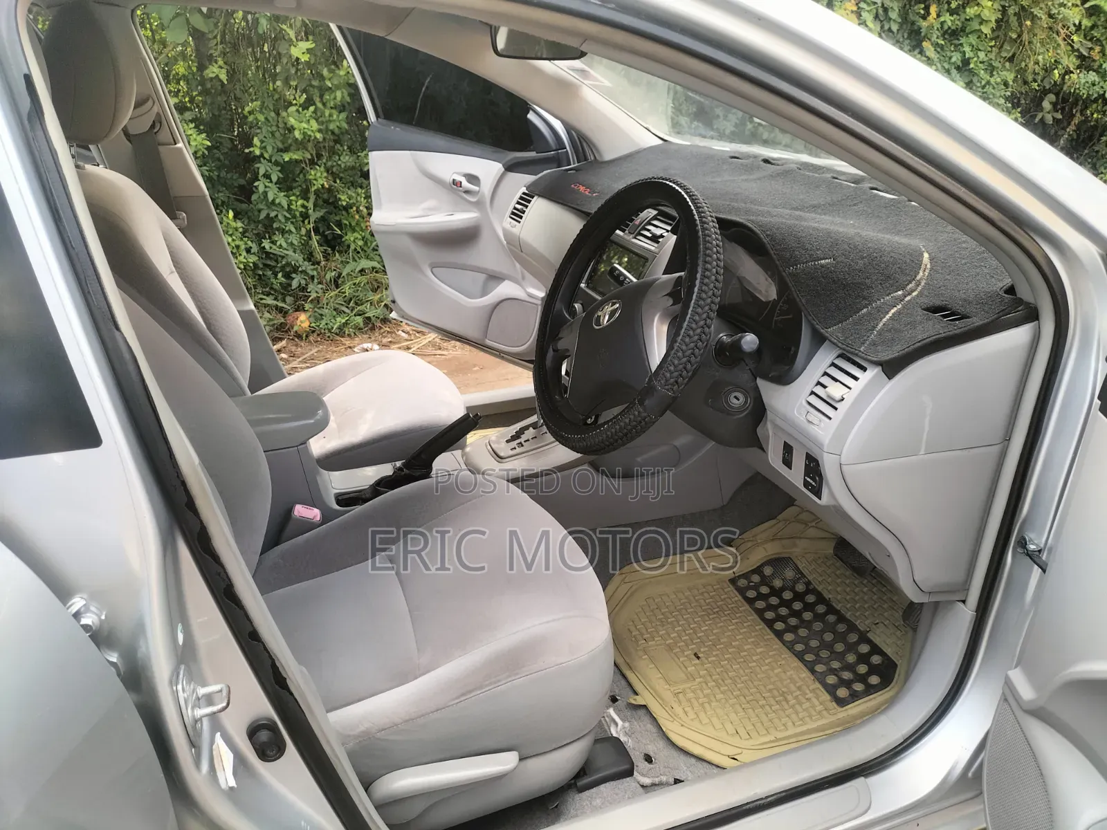 Toyota Axio 2010 Silver