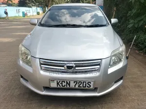 Toyota Axio 2010 Silver