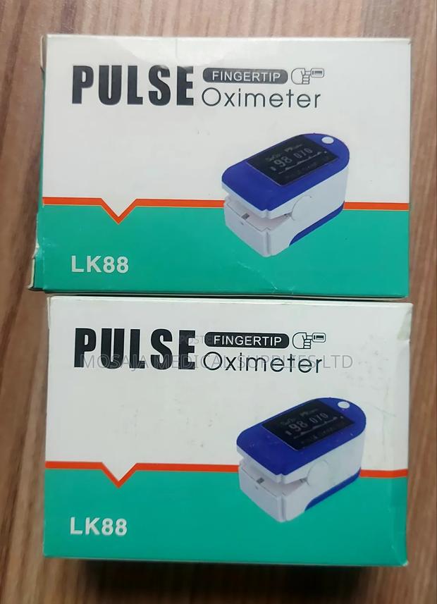 Fingertip Pulse Oximeter - thumbnail 2