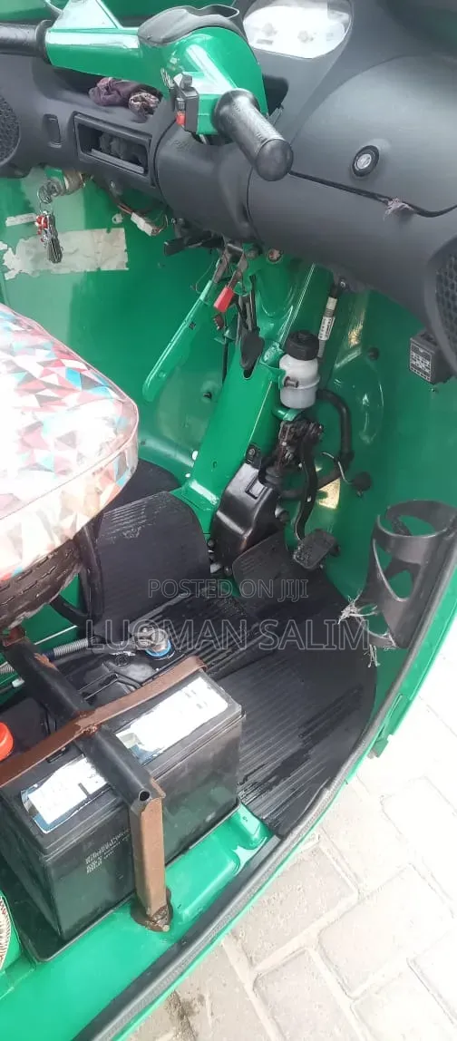 Piaggio 2024 Green