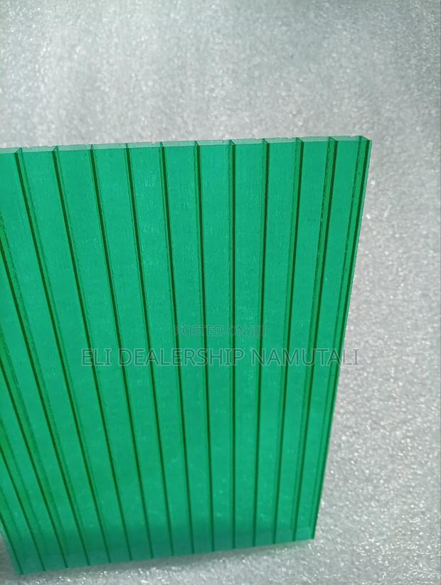 Green Hollow Polycarbonate Sheet for Carports Greenhouses Roofing