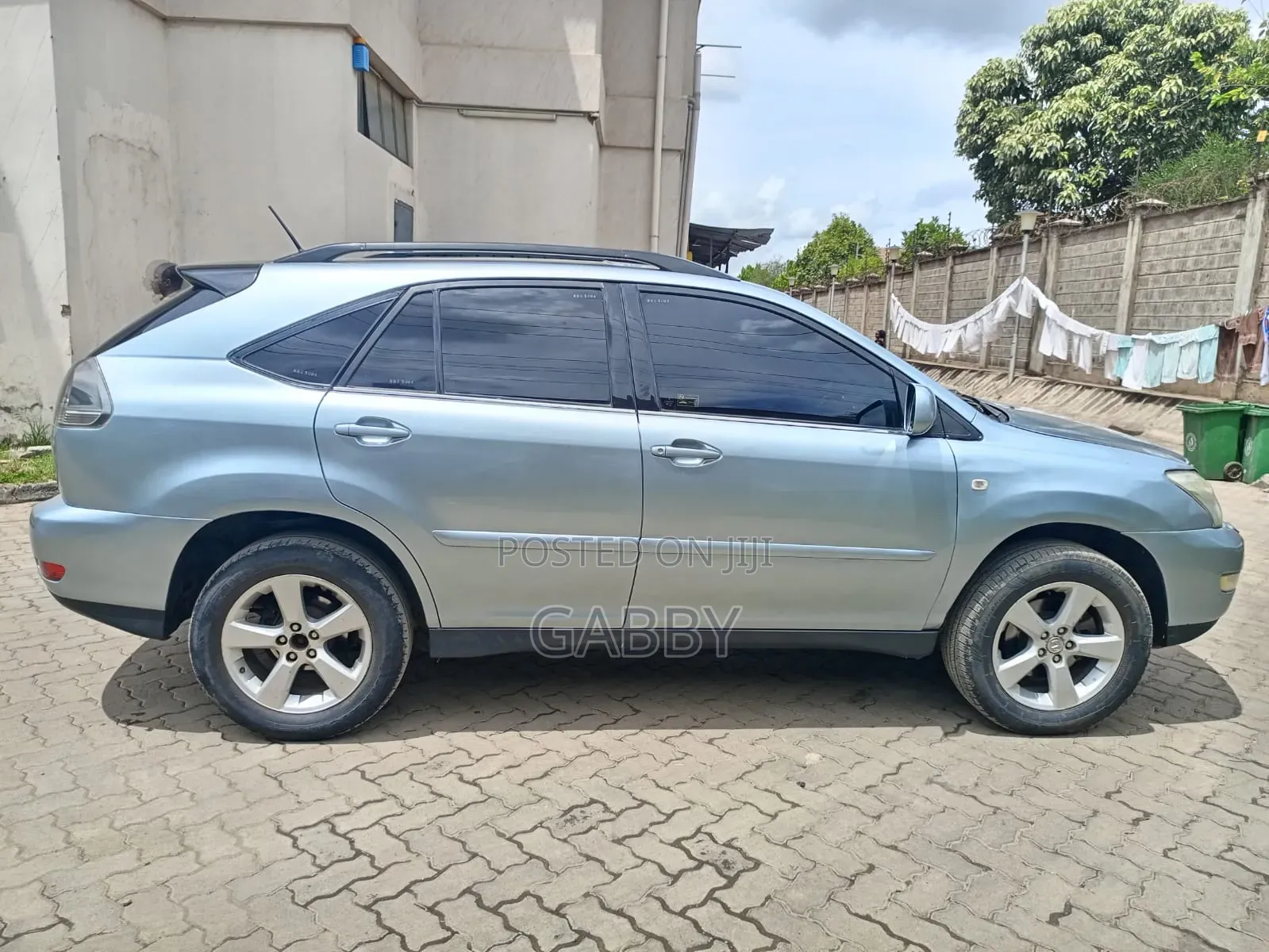 Toyota Harrier 2005 Blue