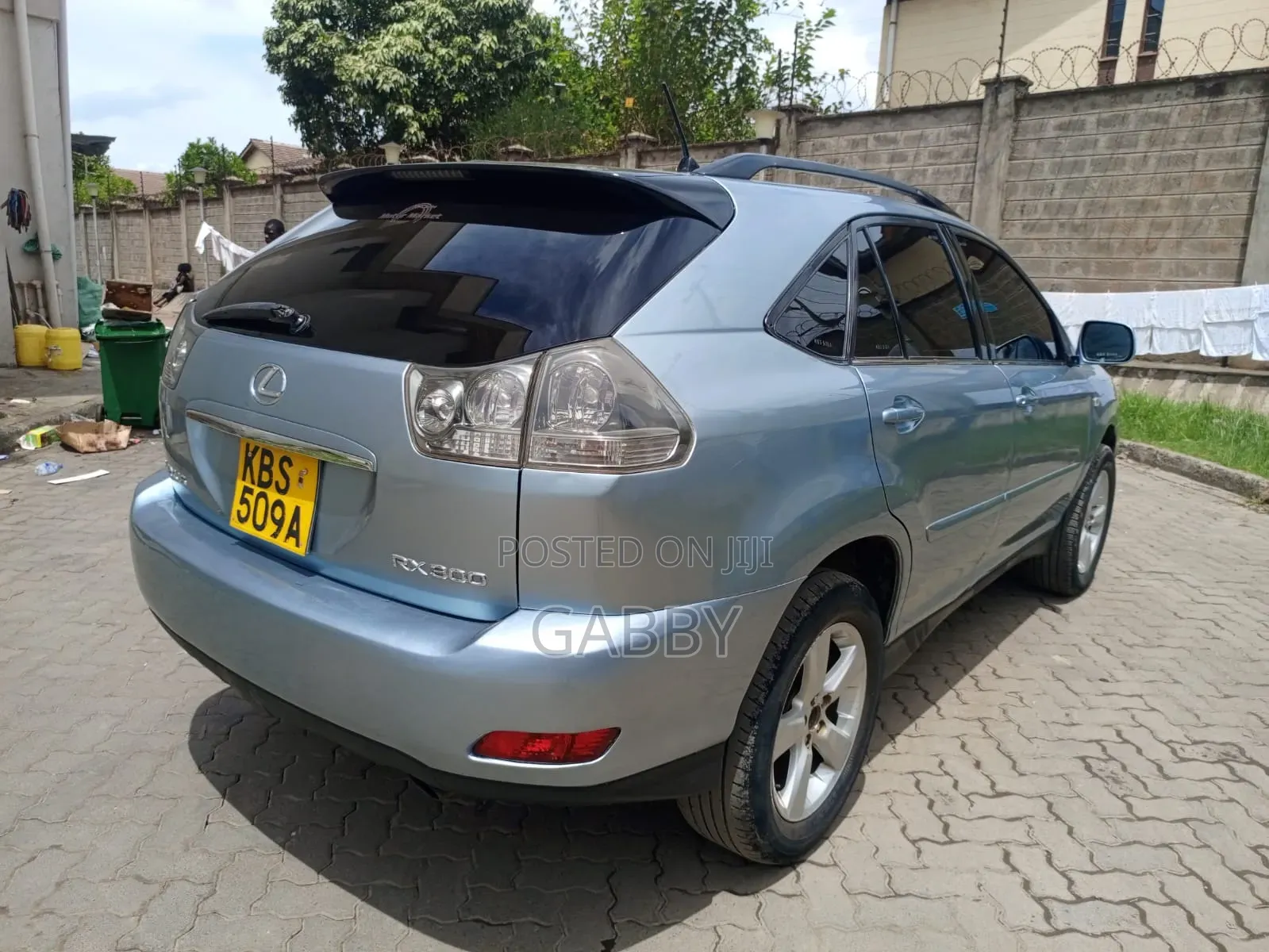 Toyota Harrier 2005 Blue