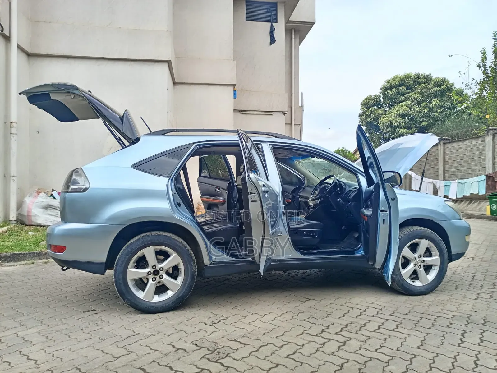 Toyota Harrier 2005 Blue