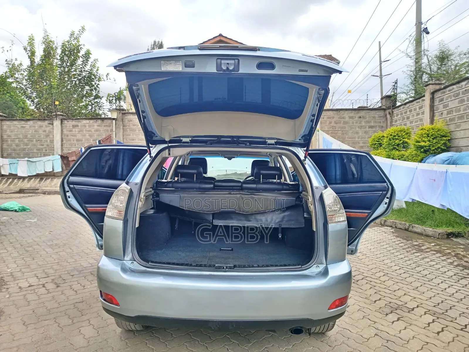 Toyota Harrier 2005 Blue
