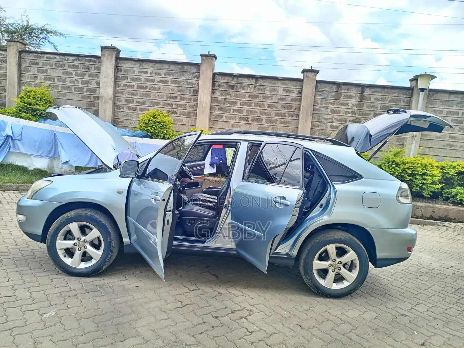 Toyota Harrier 2005 Blue