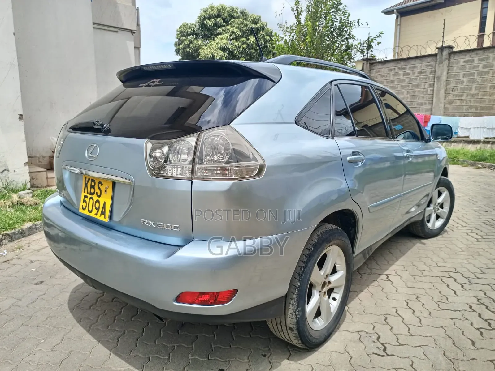 Toyota Harrier 2005 Blue