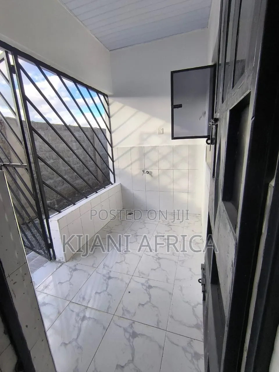 3bdrm Bungalow in Kitengela for sale