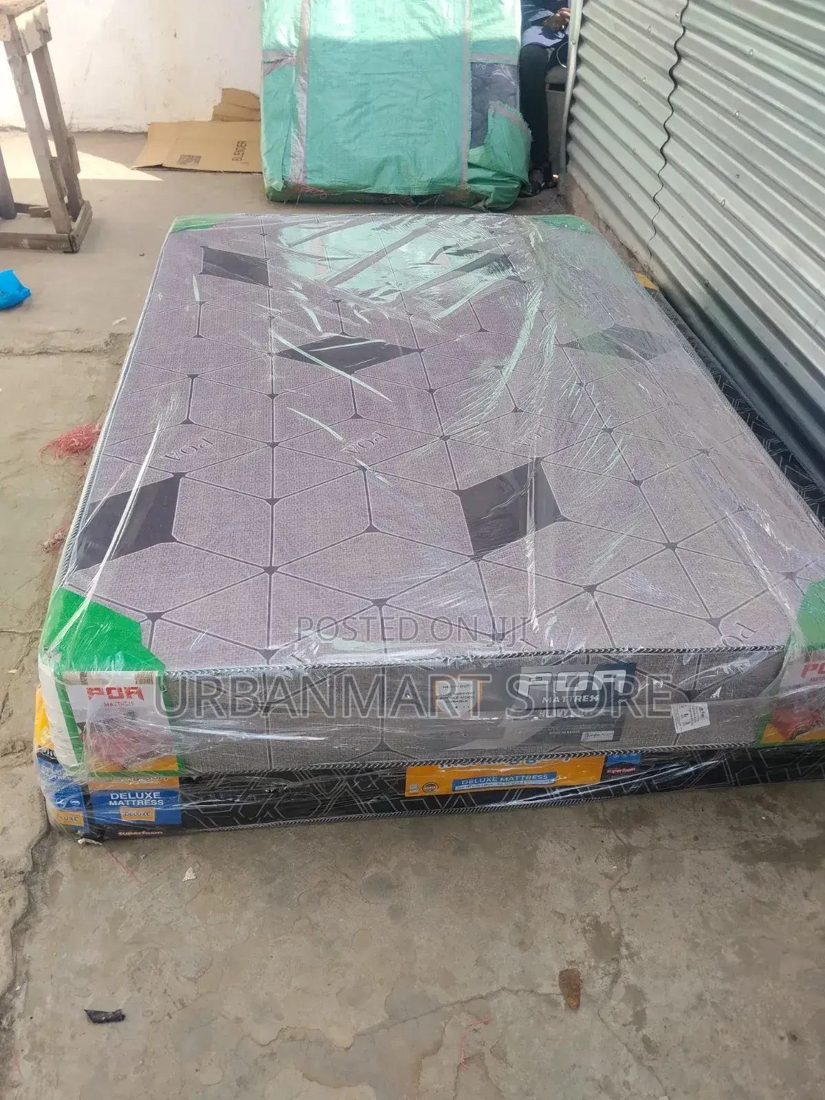 Jumbo Poa Plain Mattress High Density