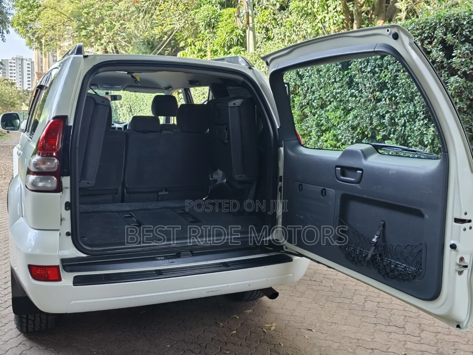 Toyota Land Cruiser Prado 4.0 Petrol TX 2009 White