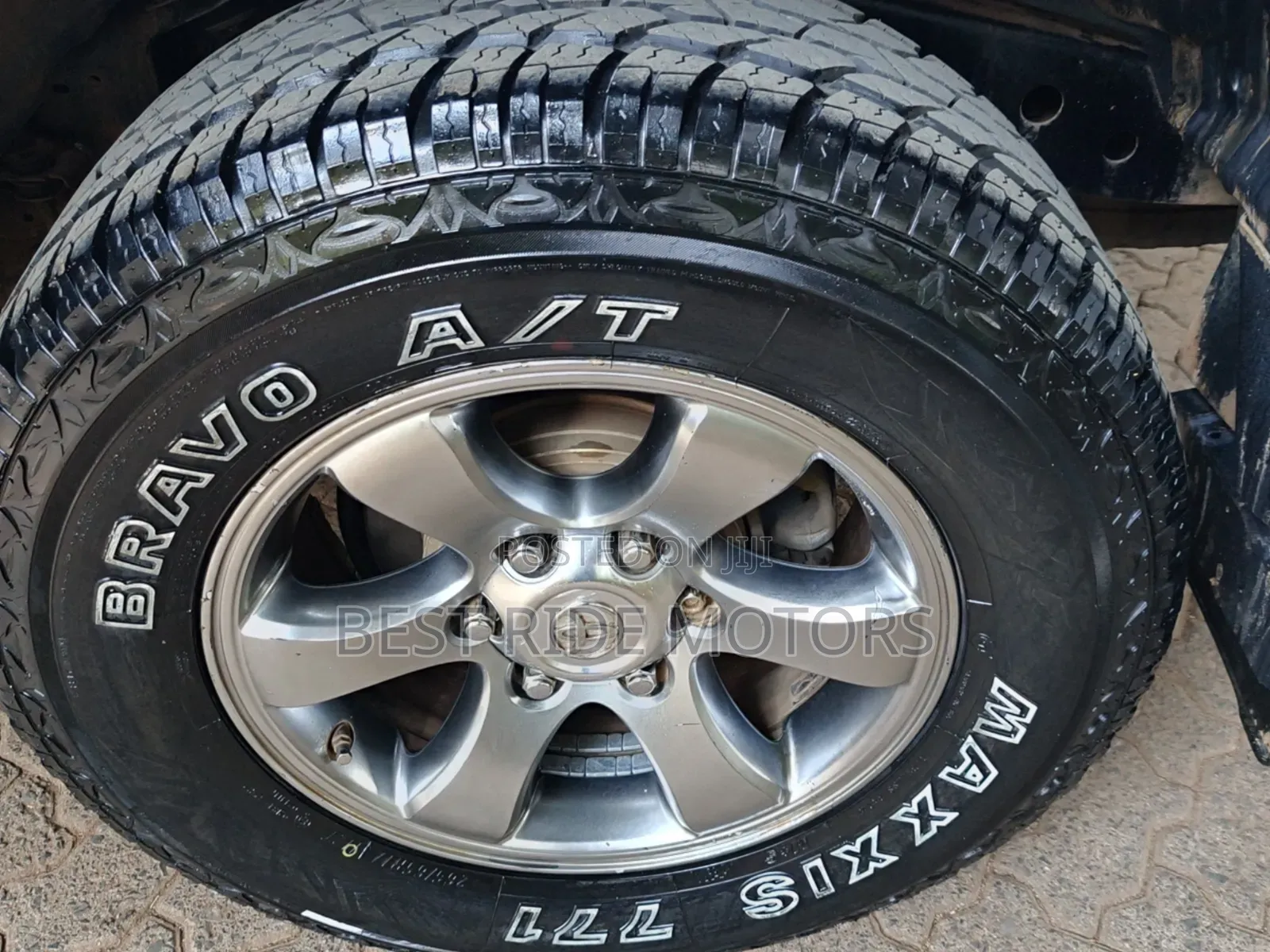 Toyota Land Cruiser Prado 4.0 Petrol TX 2009 White