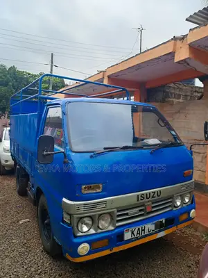 Isuzu Elf, New Tyres,