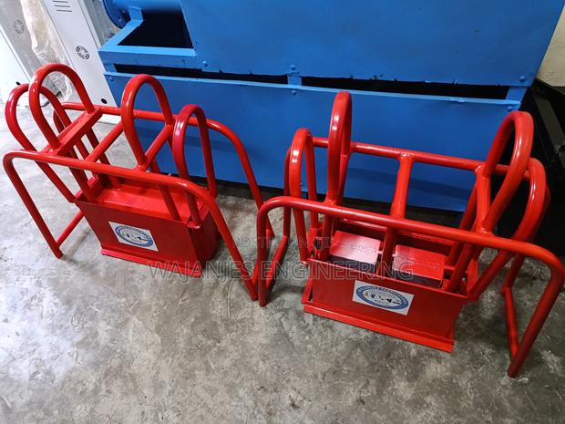 Hollow Block Interlocking And Block Interlocking Mould