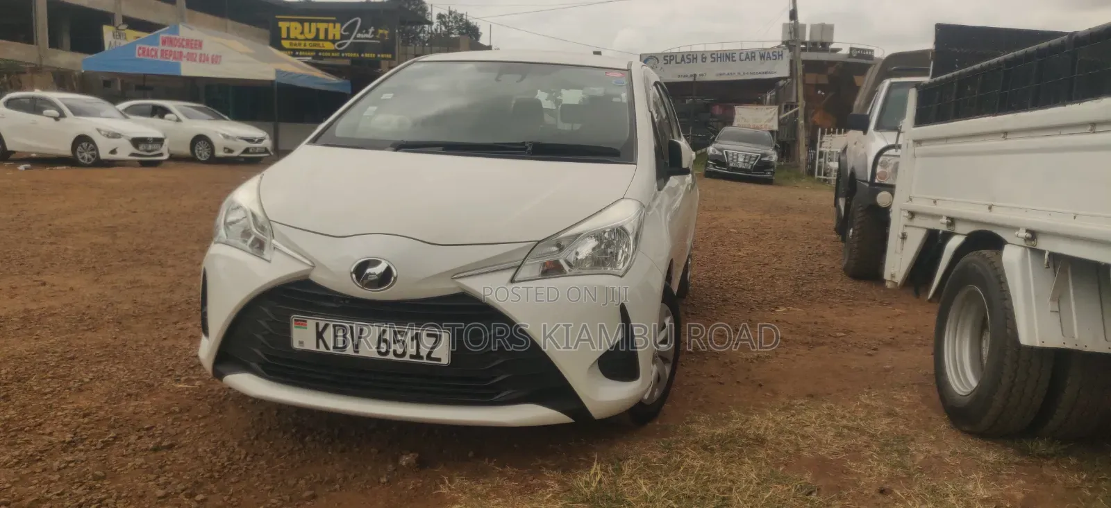 Toyota Vitz 2018 White