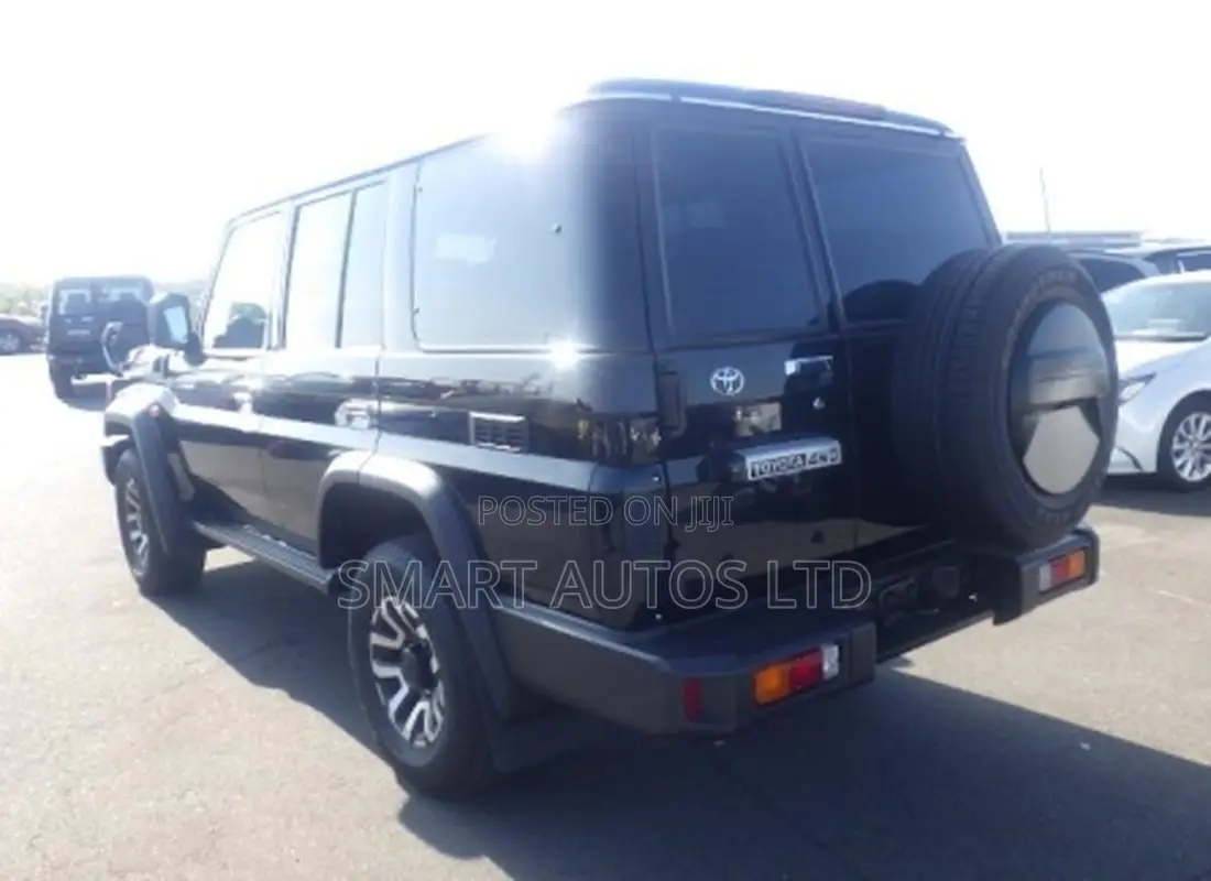 Toyota Land Cruiser 2024 Black