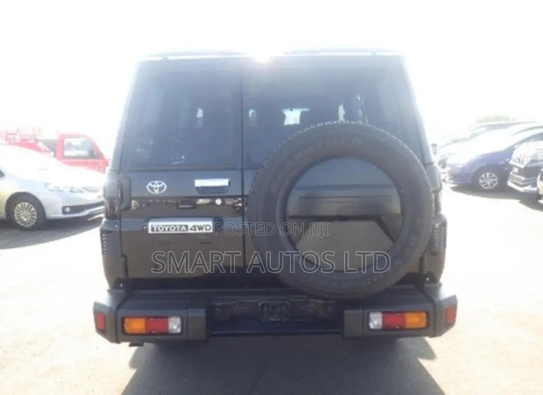 Toyota Land Cruiser 2024 Black