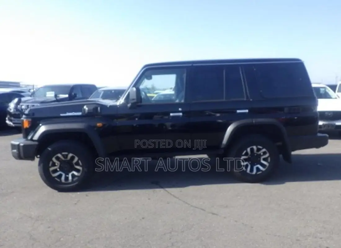 Toyota Land Cruiser 2024 Black