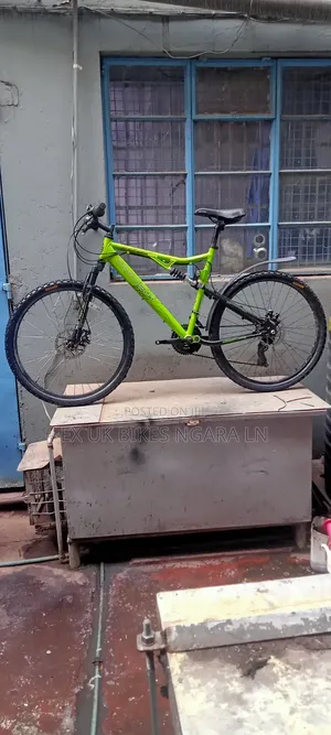 Ex Uk Size 26 Aluminum Mountain Bike, Dual Suspension,Disc Brakes