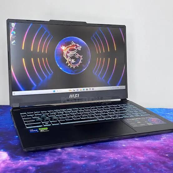 New Laptop MSI Cyborg 15 16GB Intel Core i7 SSD 512GB
