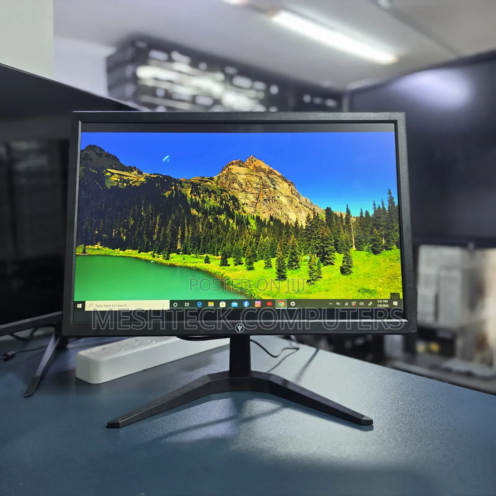 Jsnova 19 Wide Led Monitor 
1440×900 
75hz