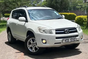 Toyota RAV4 2009 White