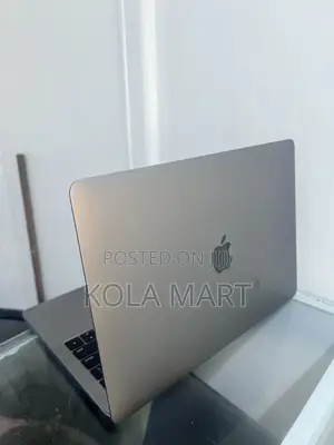 Laptop Apple MacBook Pro 2017 8GB Intel Core i5 SSD 256GB
