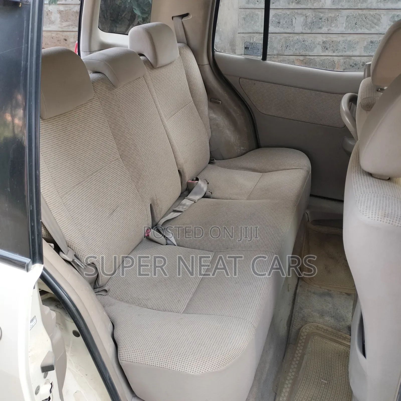 Toyota Raum 2004 White