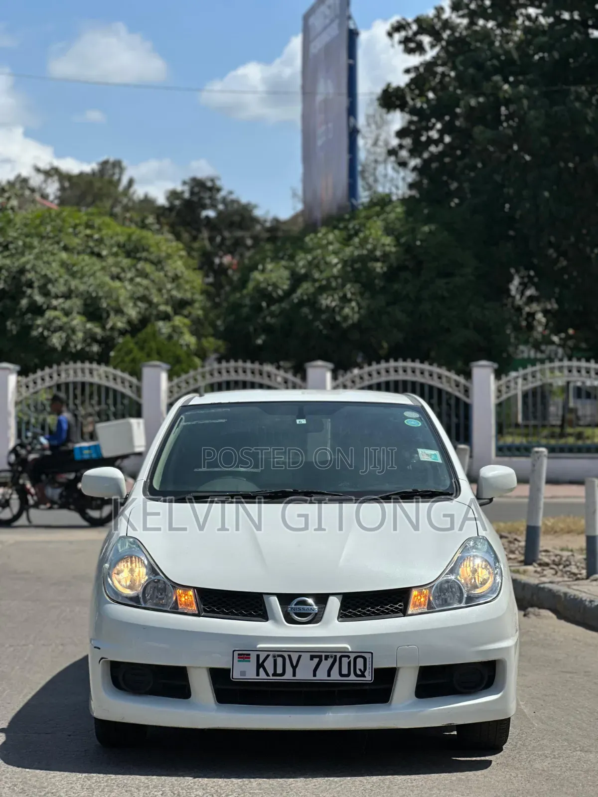 Nissan Advan 2019 White