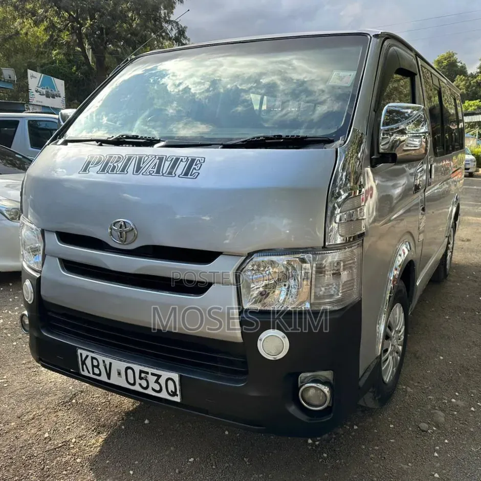 Toyota HiAce 2008 Silver