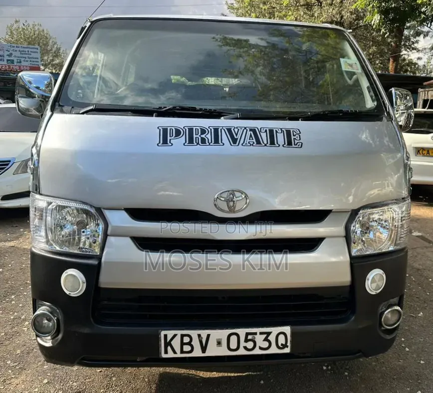 Toyota HiAce 2008 Silver