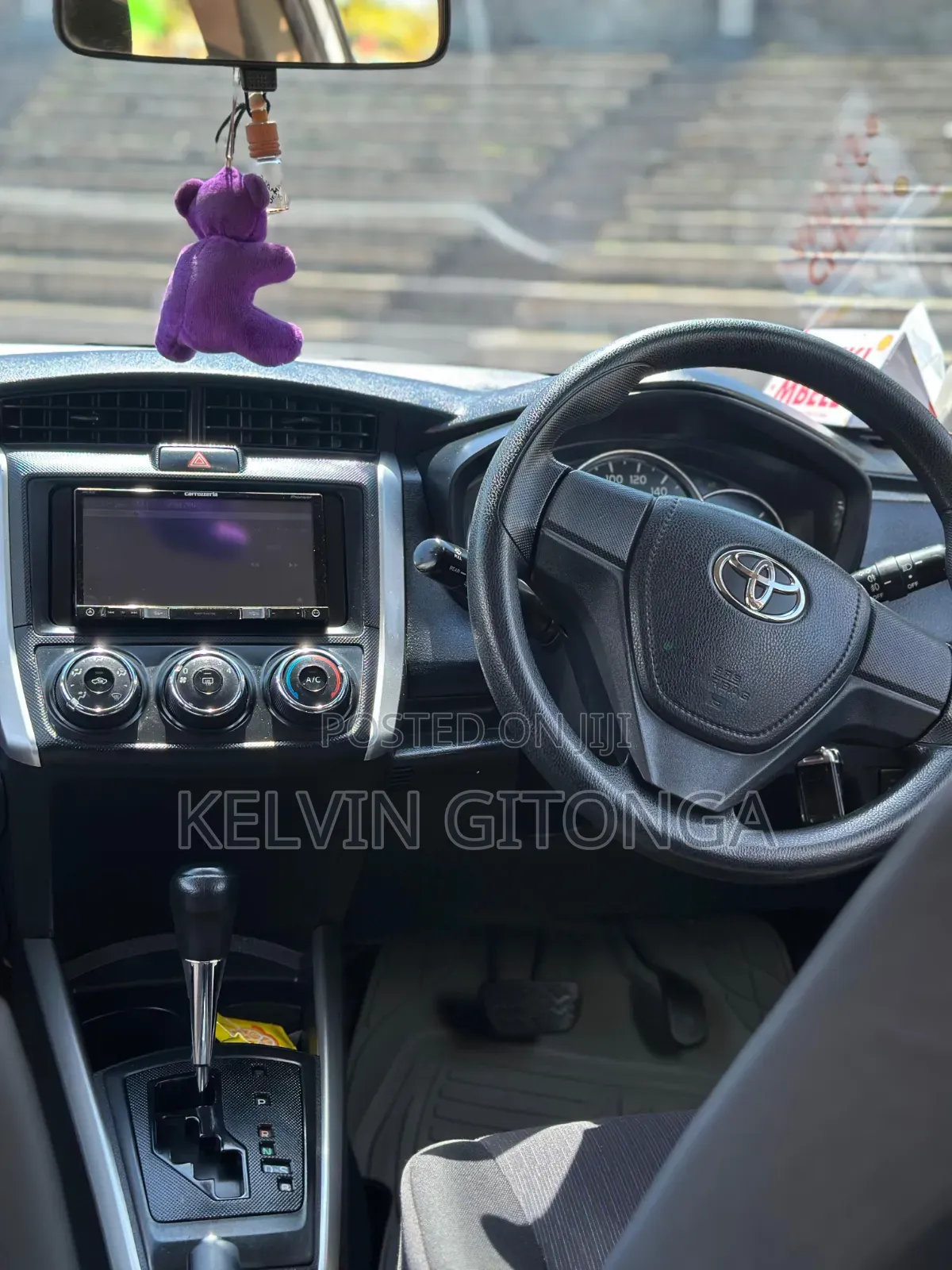 Toyota Corolla Fielder 2017 Silver
