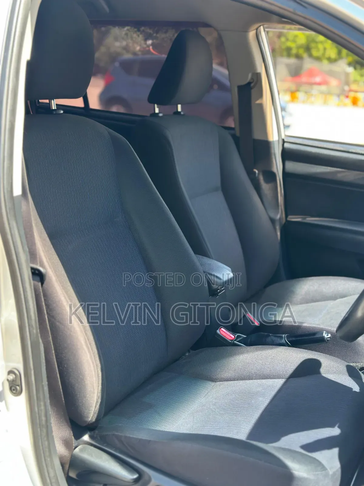 Toyota Corolla Fielder 2017 Silver