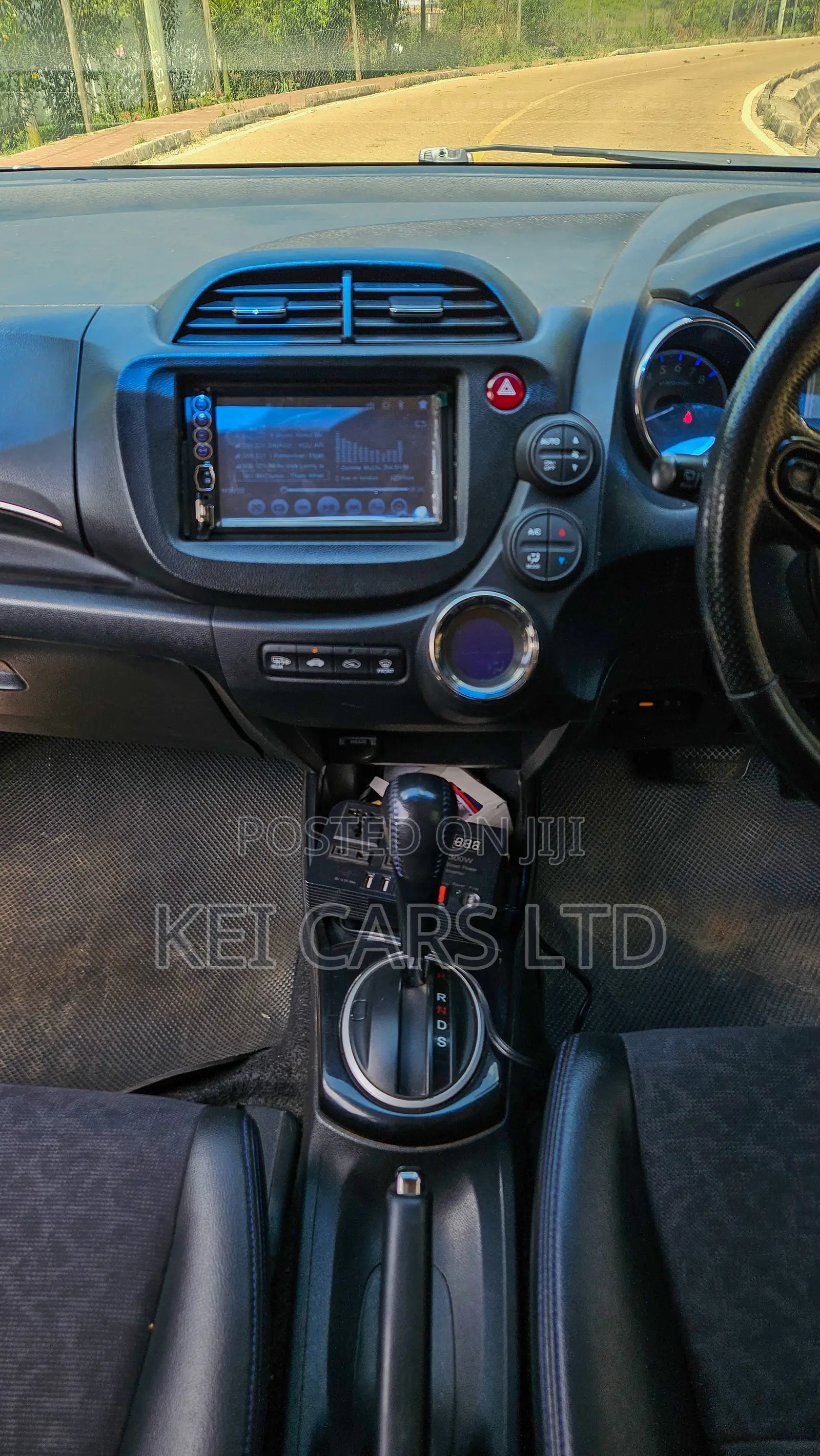 Honda Fit Shuttle 2015 White