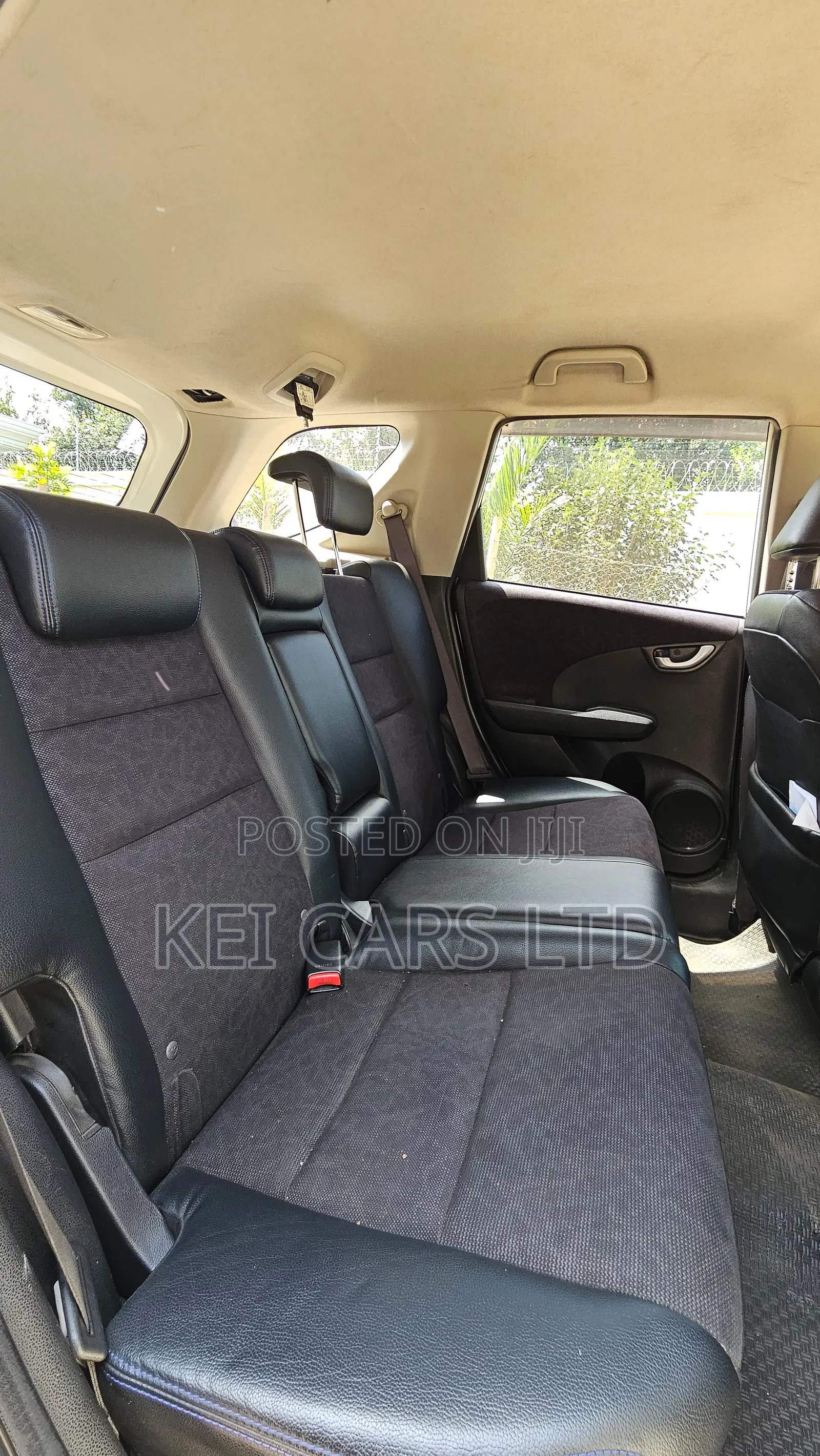 Honda Fit Shuttle 2015 White