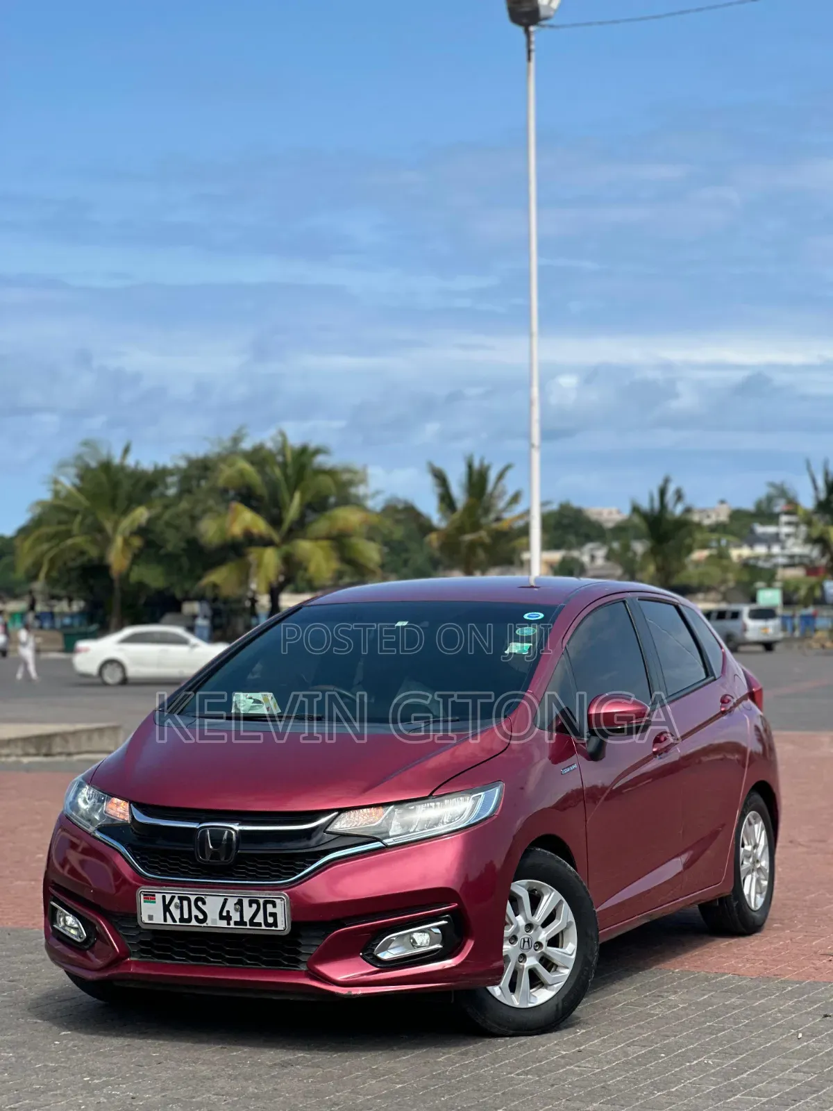 Honda Fit 2018 Maroon