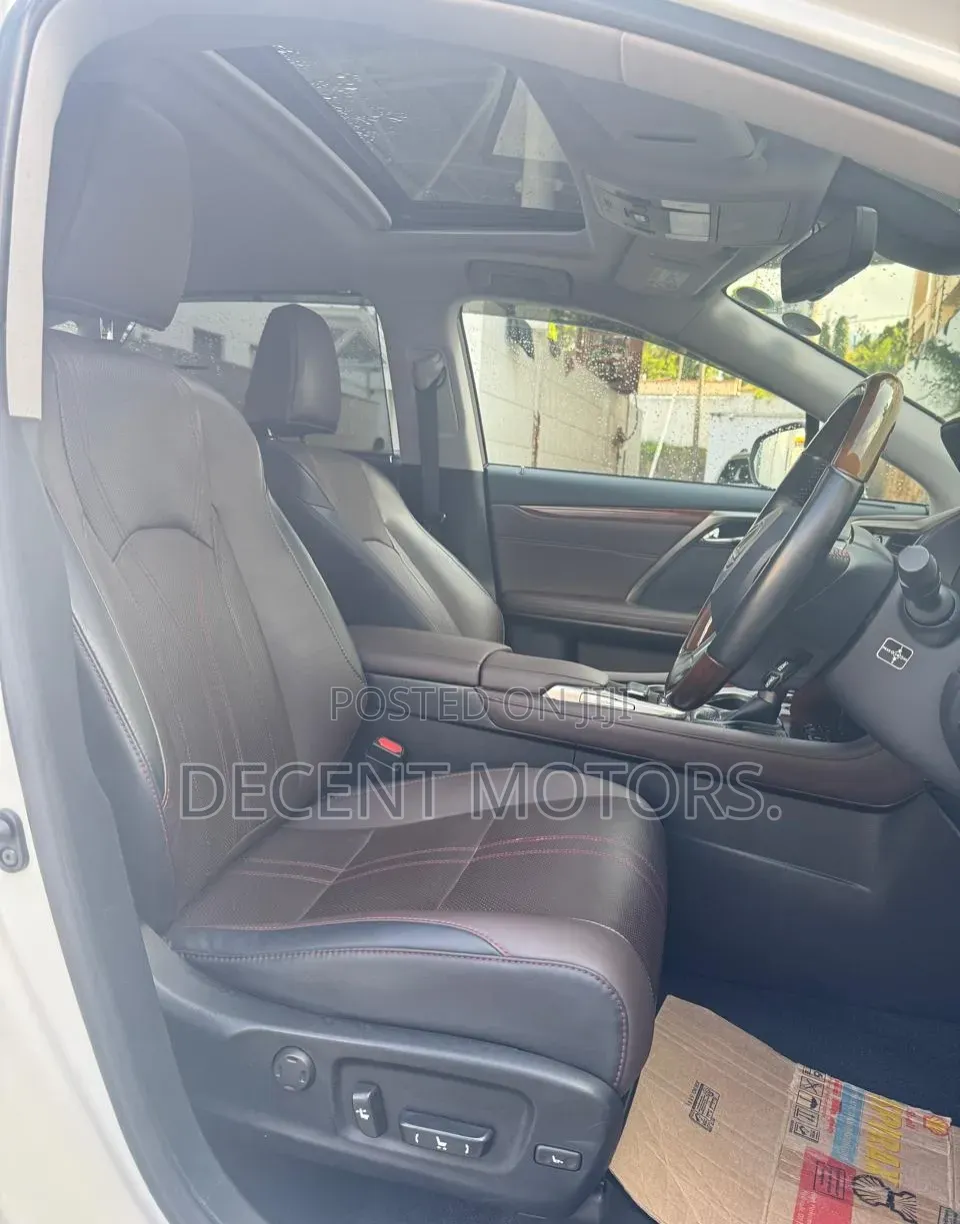Lexus RX 2019 White