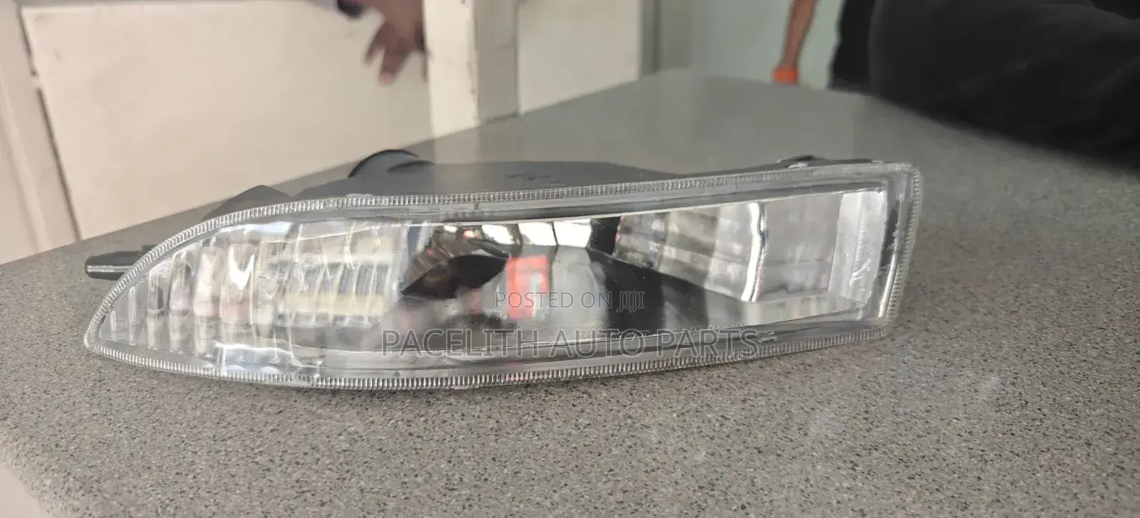 Fog Lamp Nze/Fielder 2001