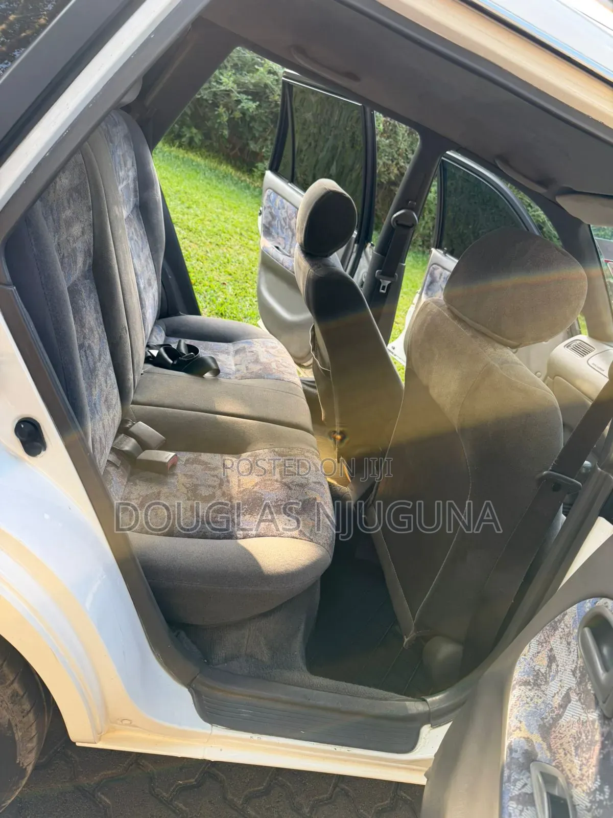 Toyota Corolla 1998 White