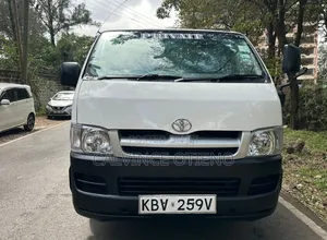 Toyota HiAce 2007 White