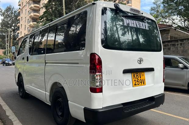 Toyota HiAce 2007 White - thumbnail 5