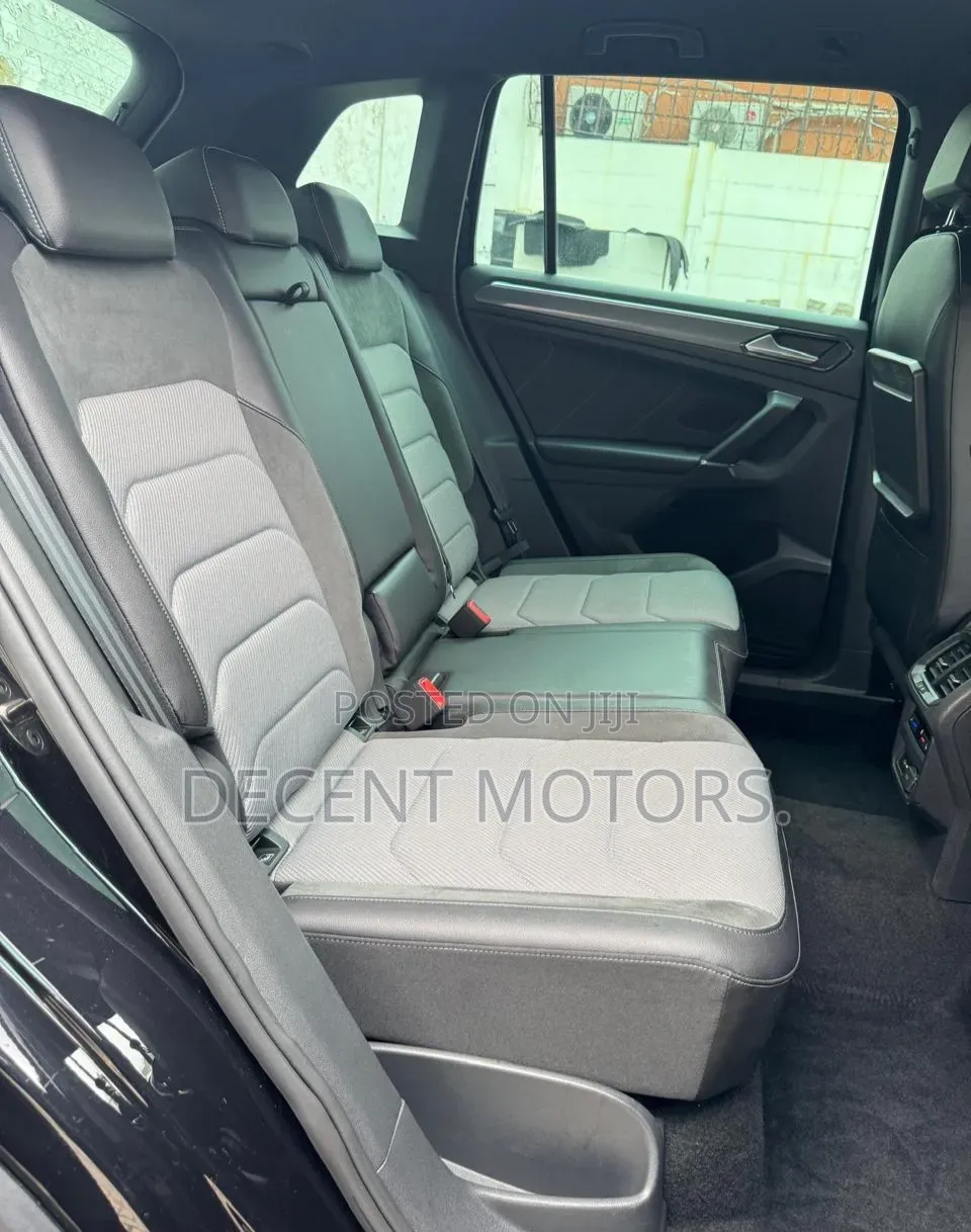 Volkswagen Tiguan 2019 Black