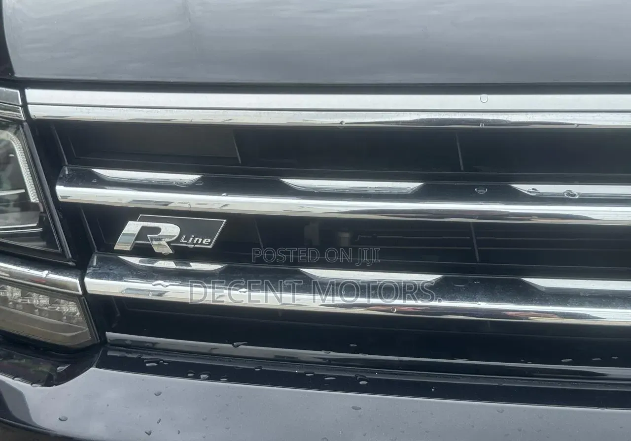 Volkswagen Tiguan 2019 Black